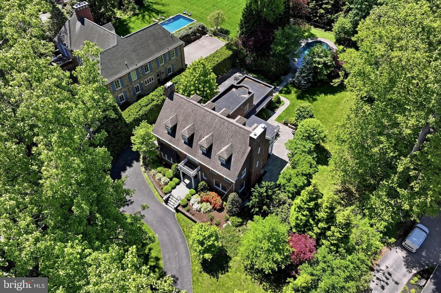 207 Curwen Road photo 54
