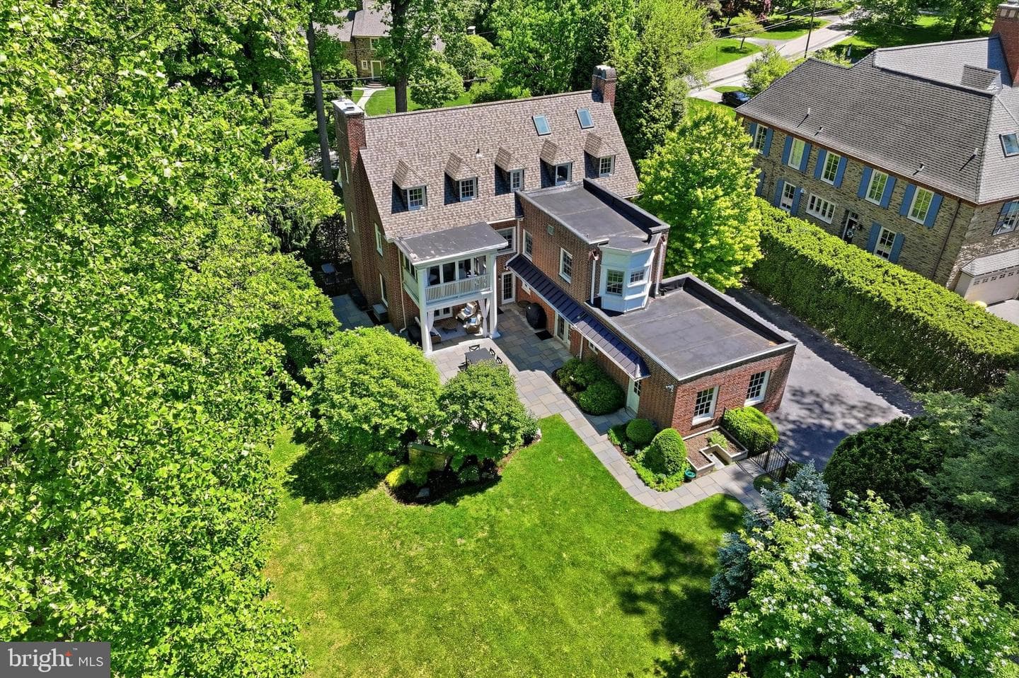 207 Curwen Road photo 59
