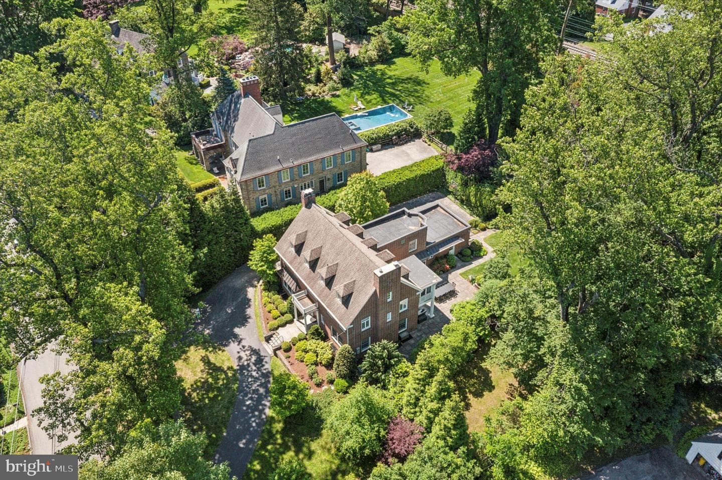 207 Curwen Road photo 65