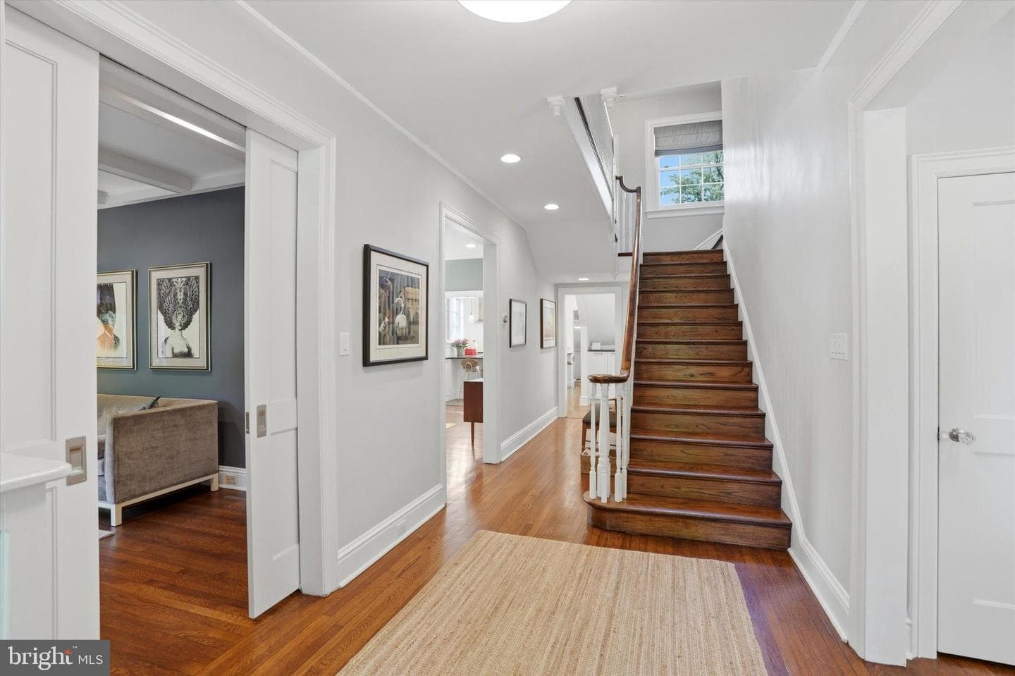 207 Curwen Road photo 7