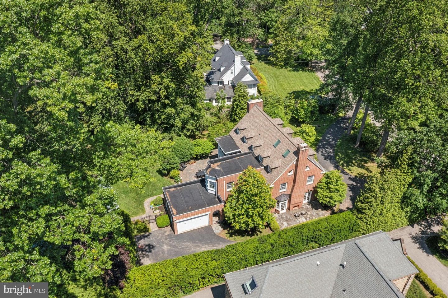 207 Curwen Road photo 76