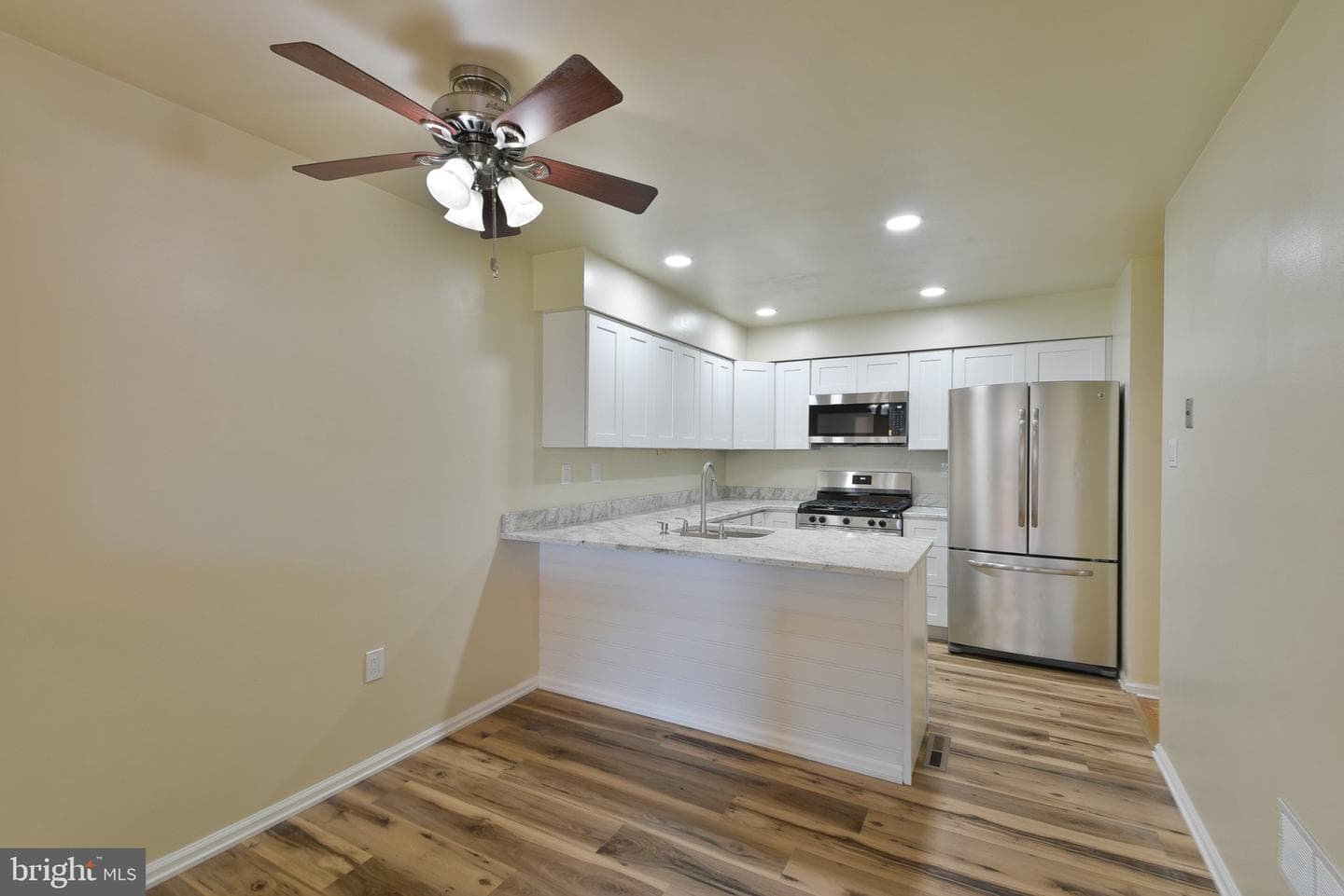 118 Jonathan Drive photo 10