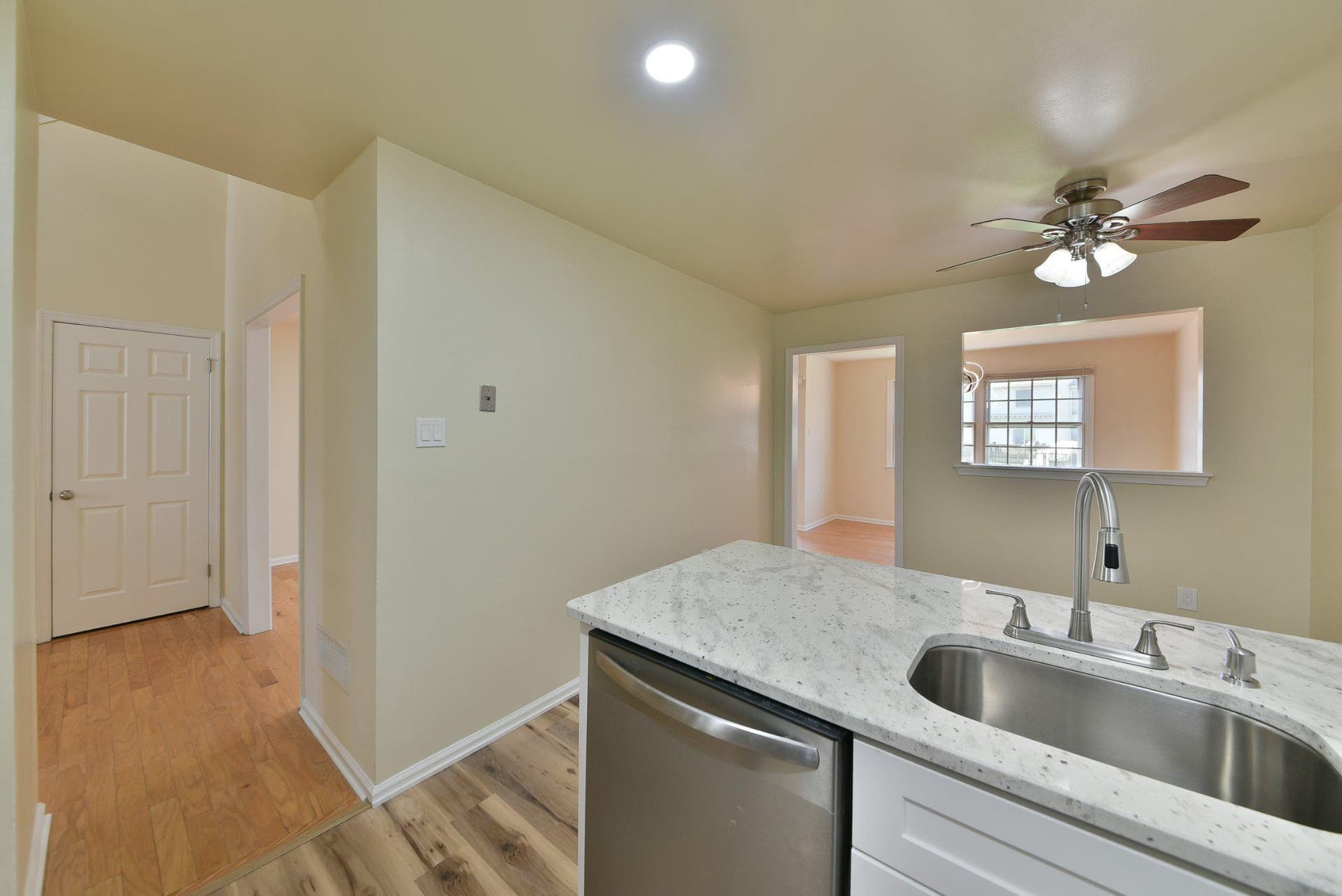 118 Jonathan Drive photo 13