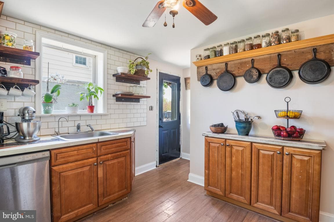 2814 Swede Road photo 9