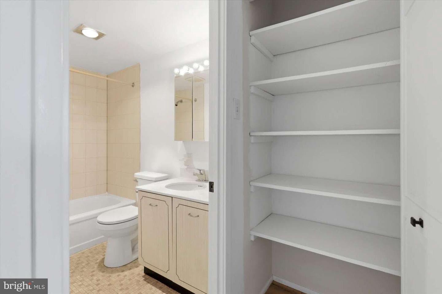 309 Florence Avenue #329-N photo 28