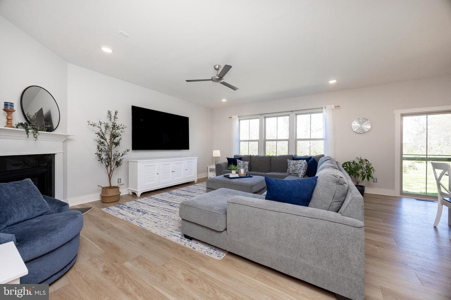 1038 Arthur Drive photo 9