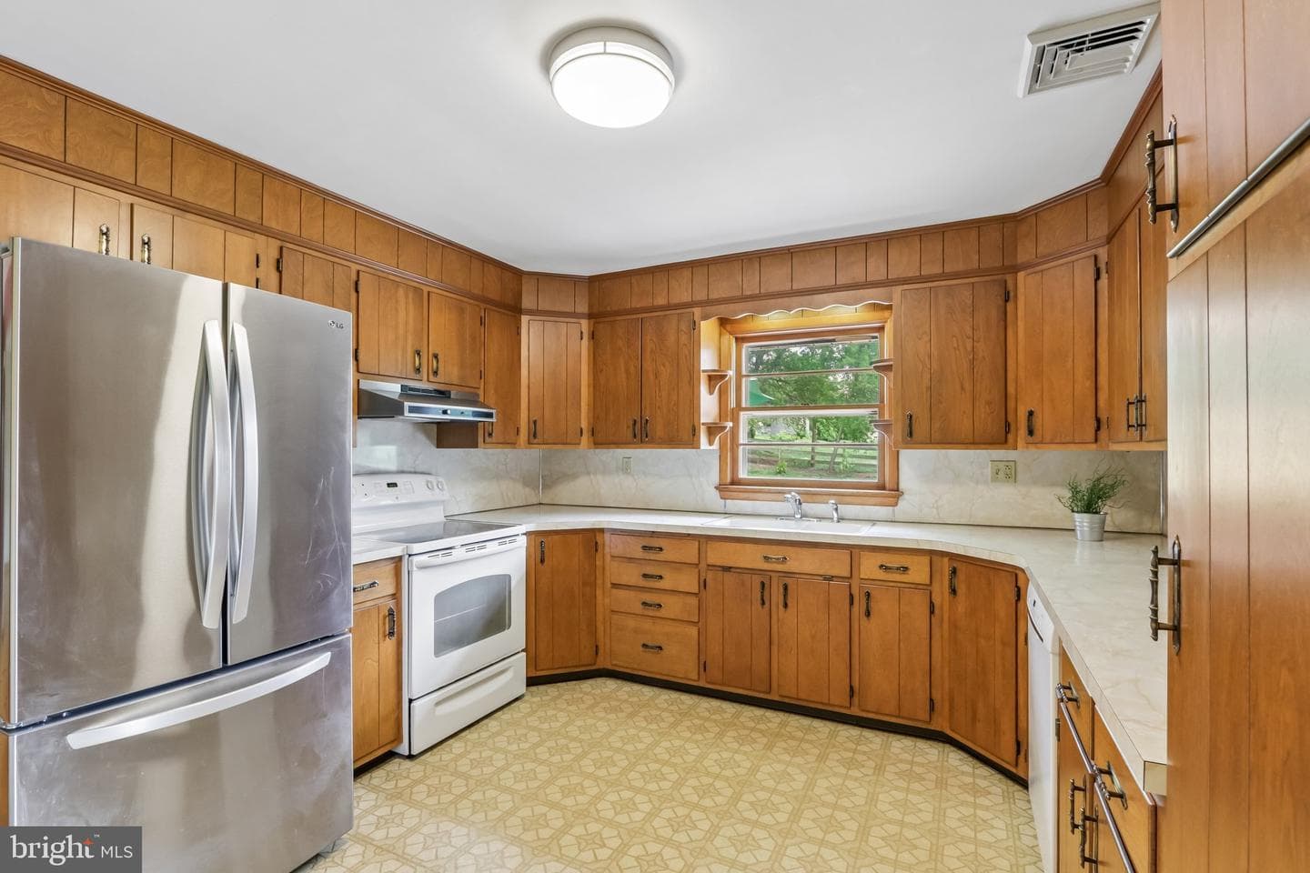 630 Oak Street photo 14