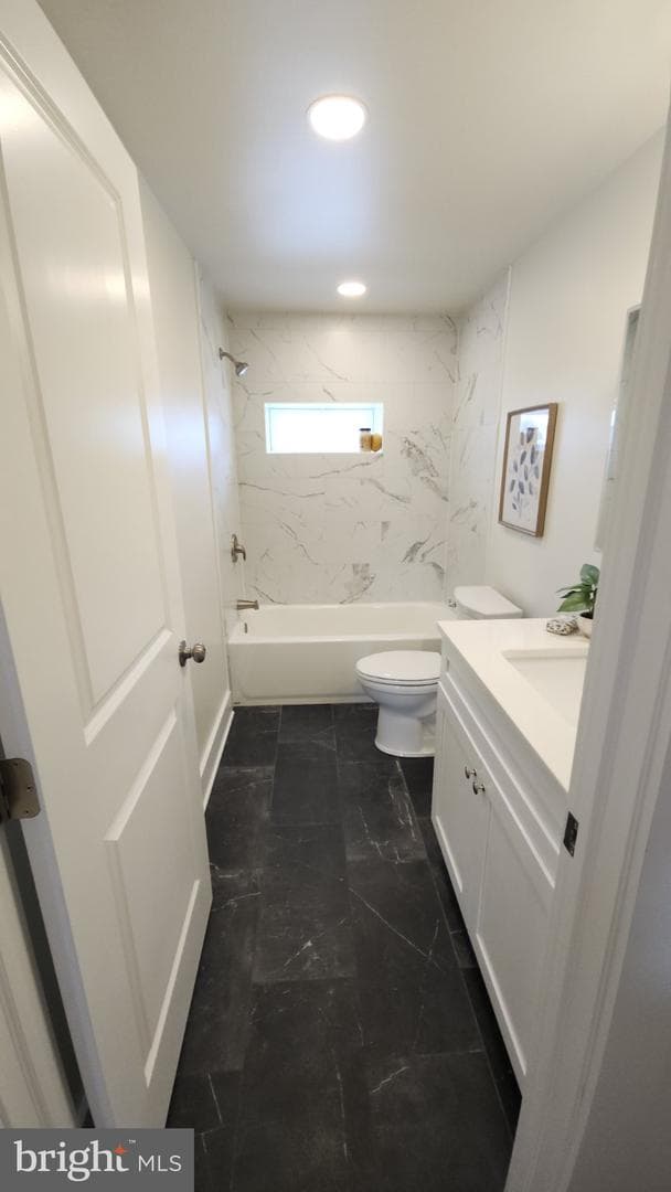 344 Grove Street photo 13