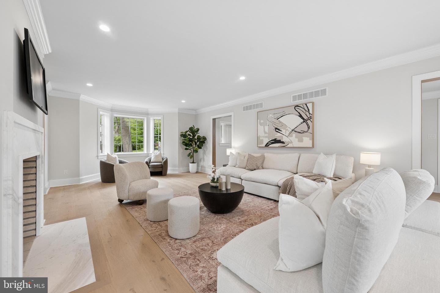 519 Sussex Road photo 11