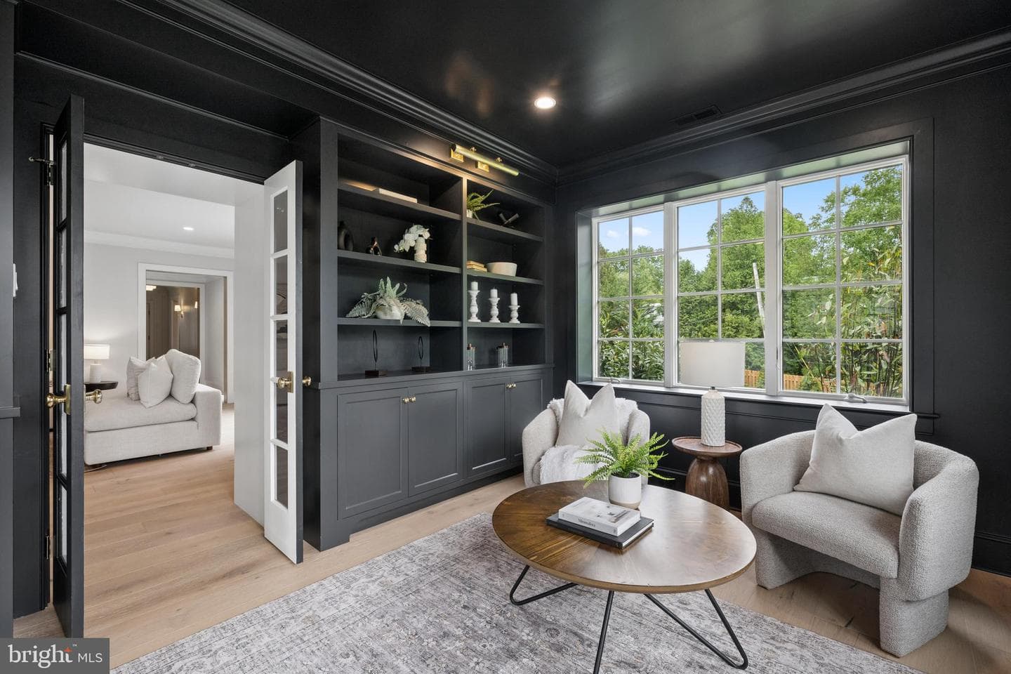 519 Sussex Road photo 17