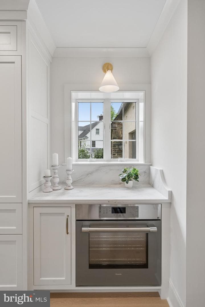 519 Sussex Road photo 29