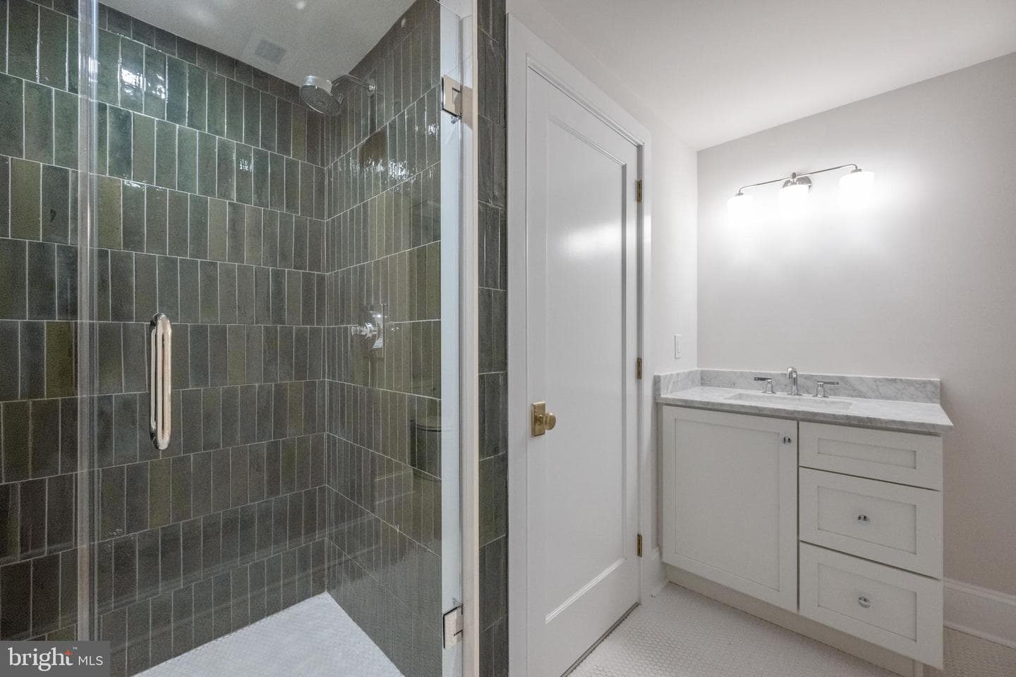 519 Sussex Road photo 45