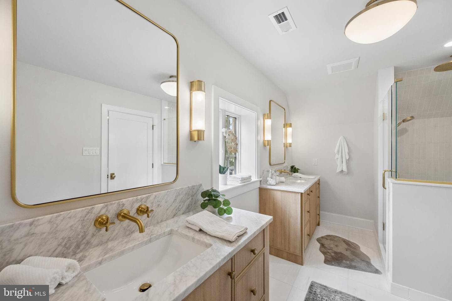 519 Sussex Road photo 55