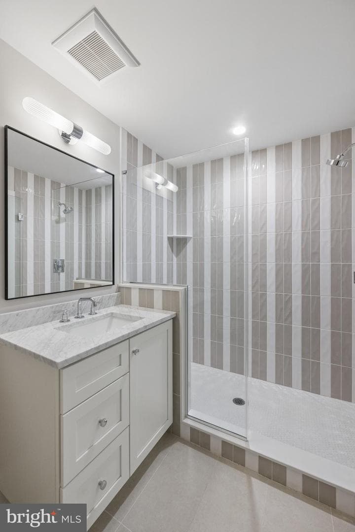 519 Sussex Road photo 66