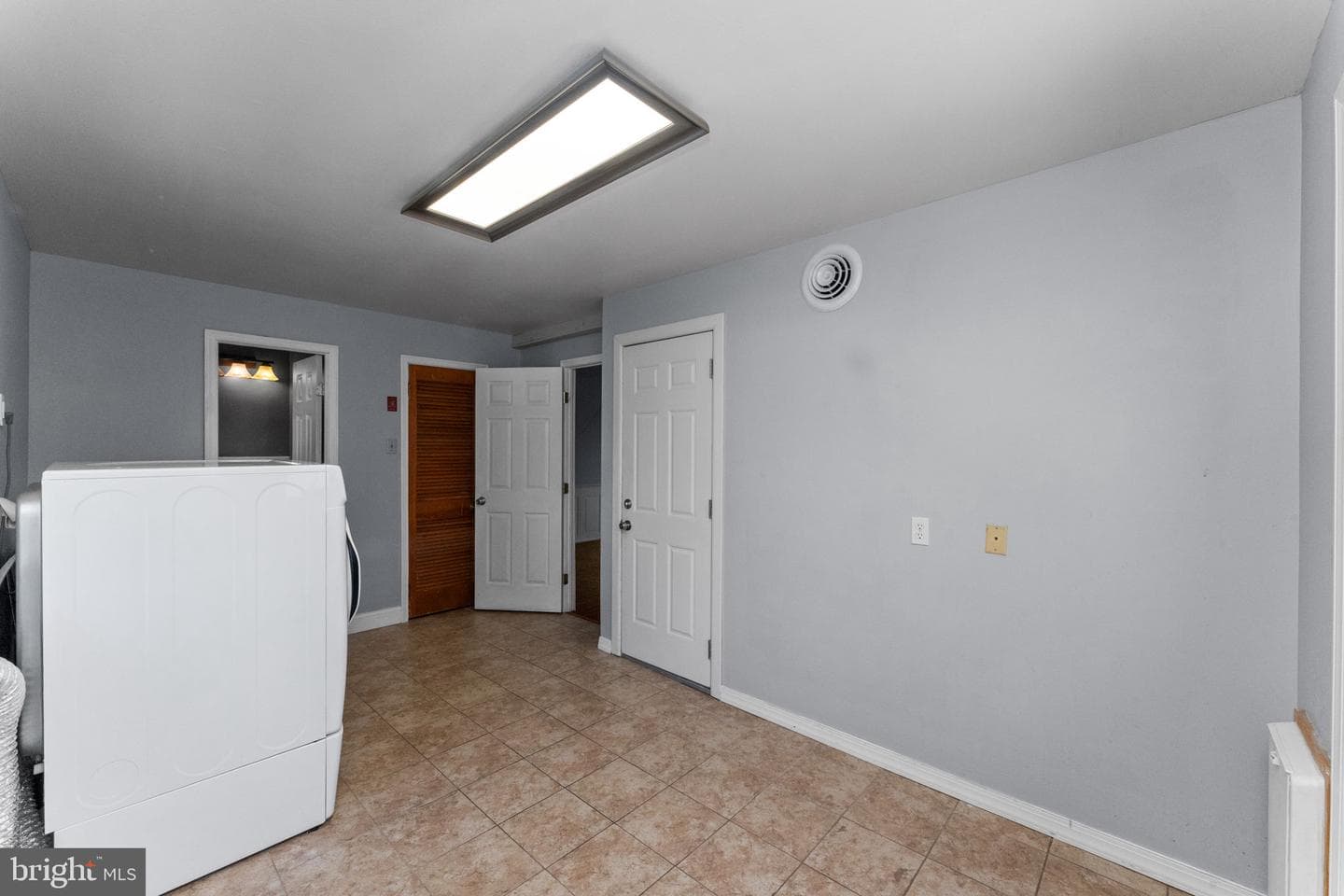 167 Meadowland Drive photo 28