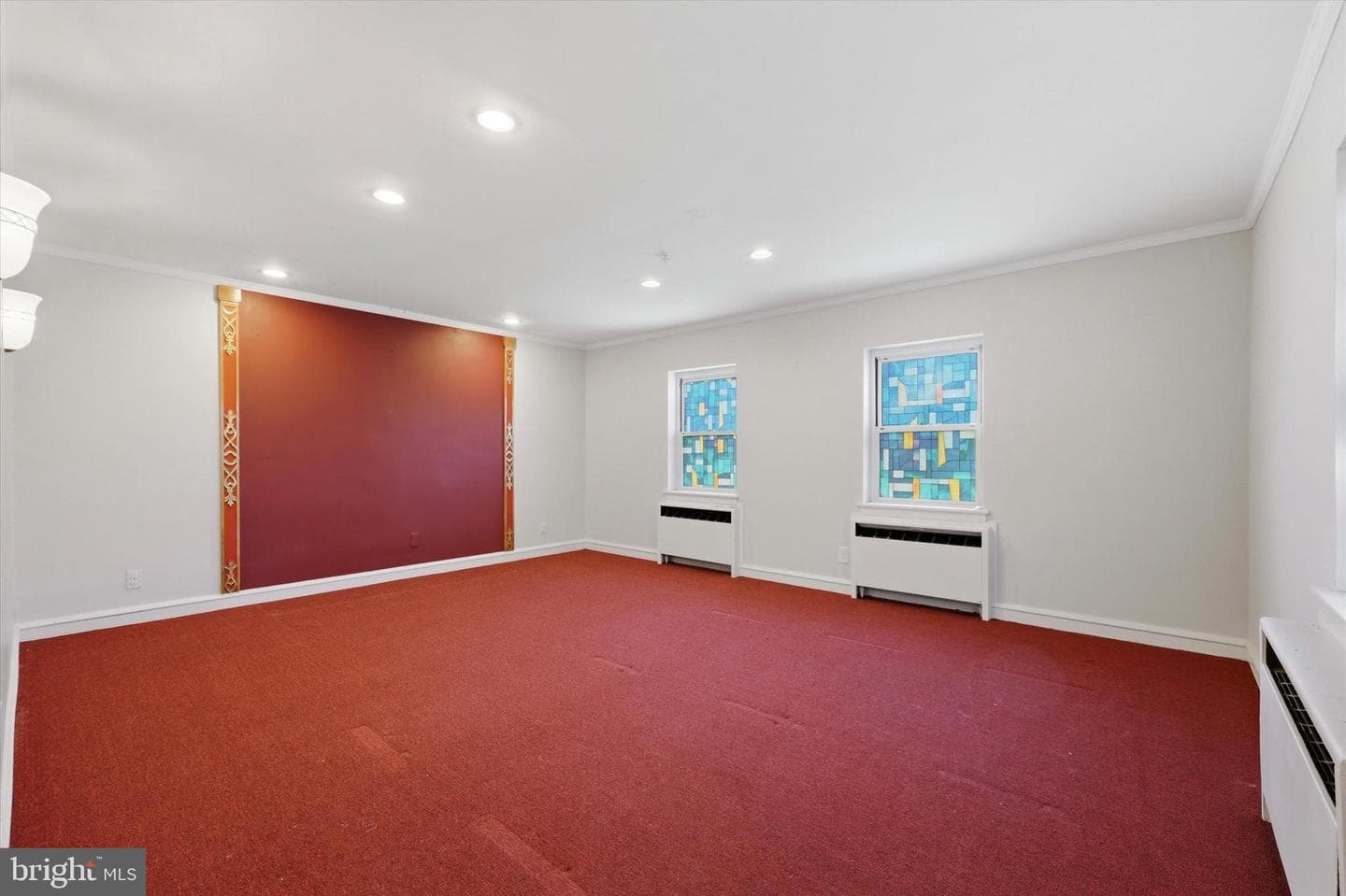 207 Ulmer Avenue photo 10