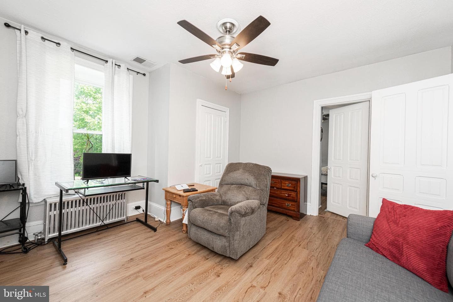 57 Longview Road photo 24