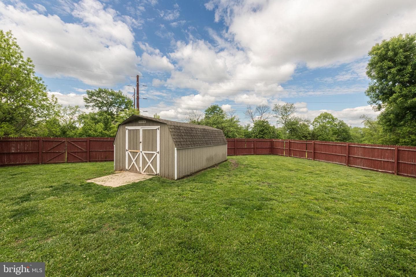 57 Longview Road photo 46