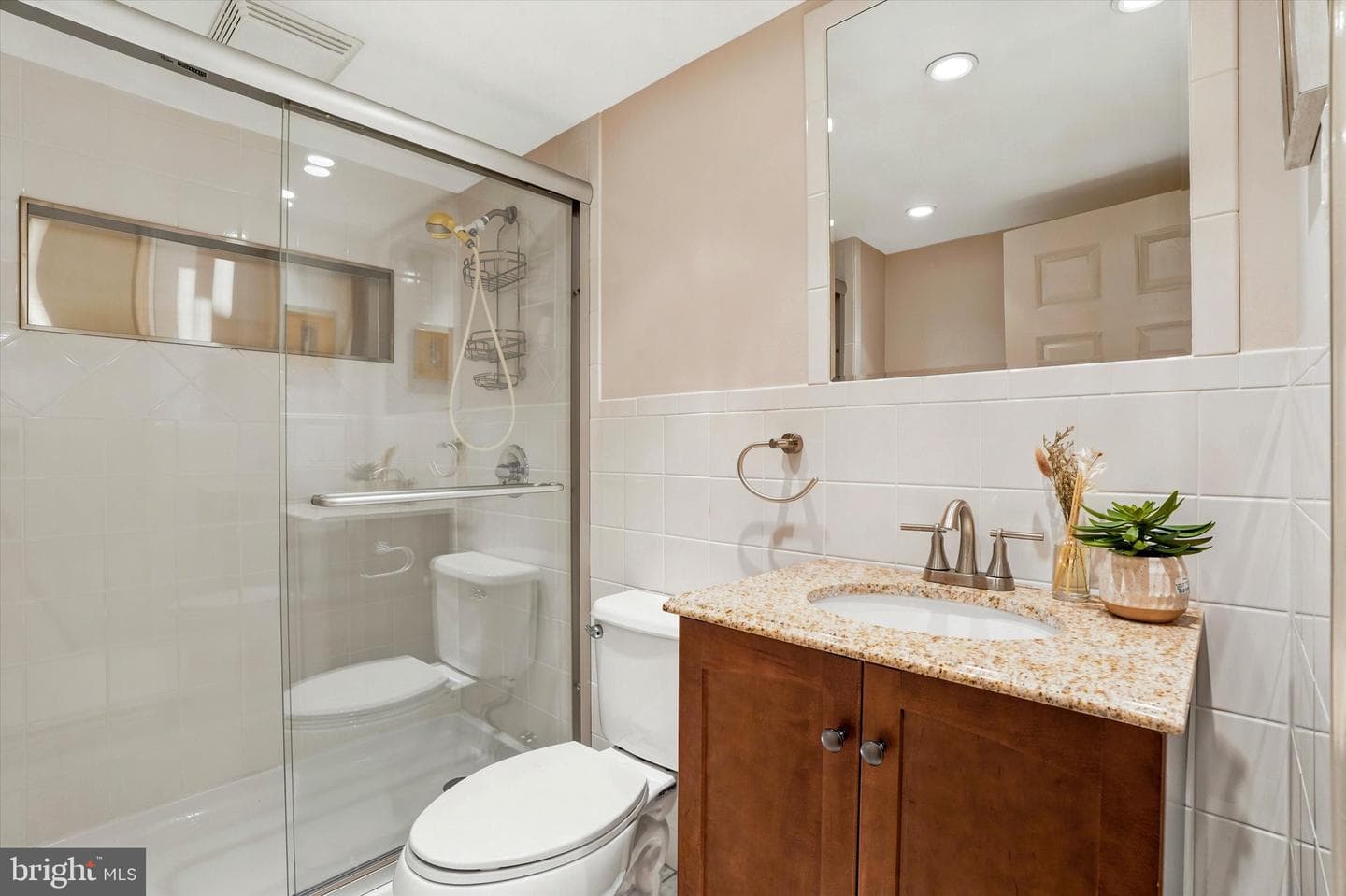 1137 Springmont Circle photo 31