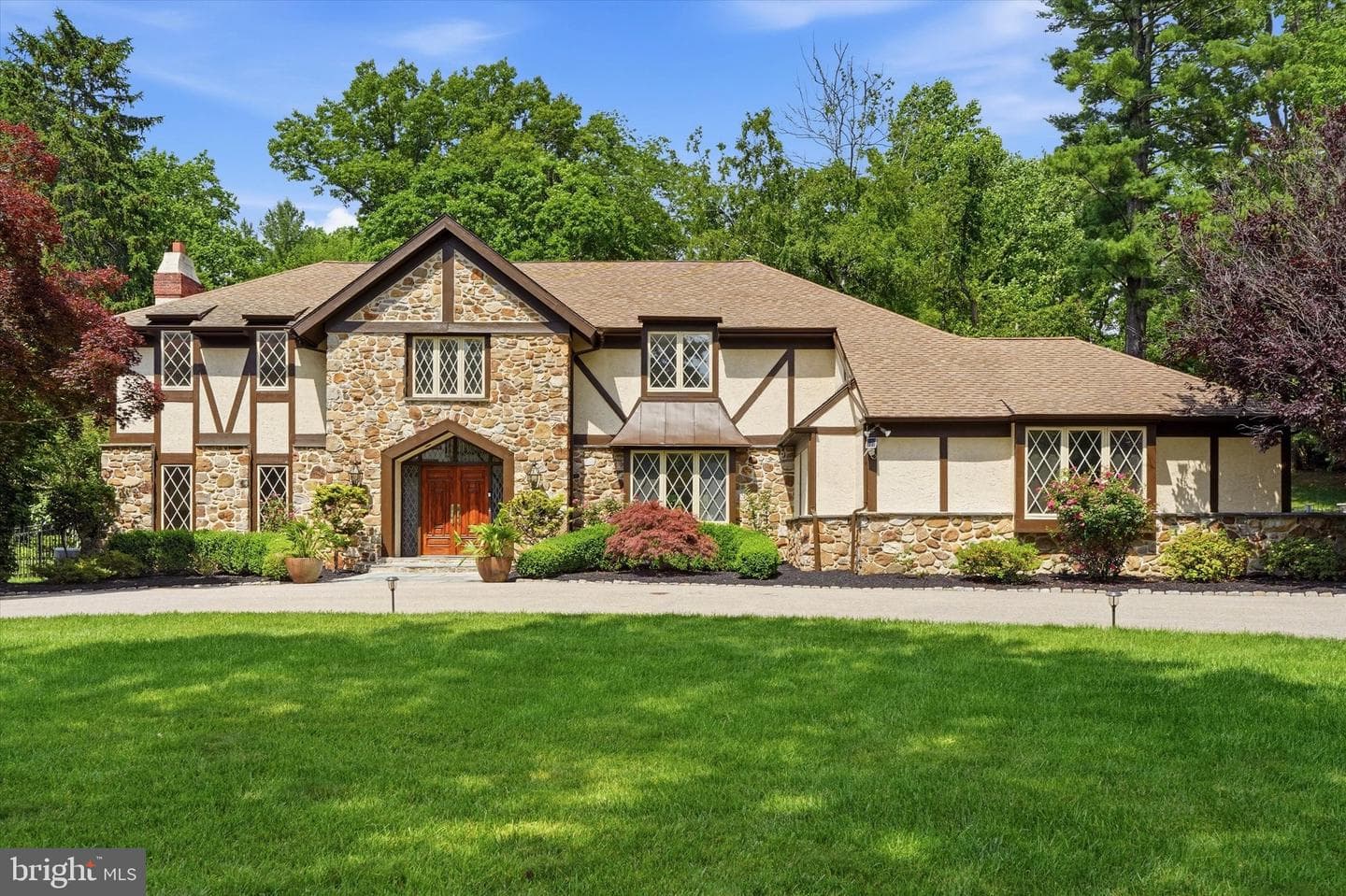 1137 Springmont Circle photo 49