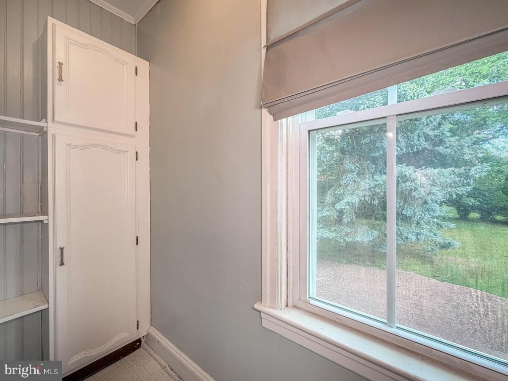 308 Lansdale Avenue photo 17