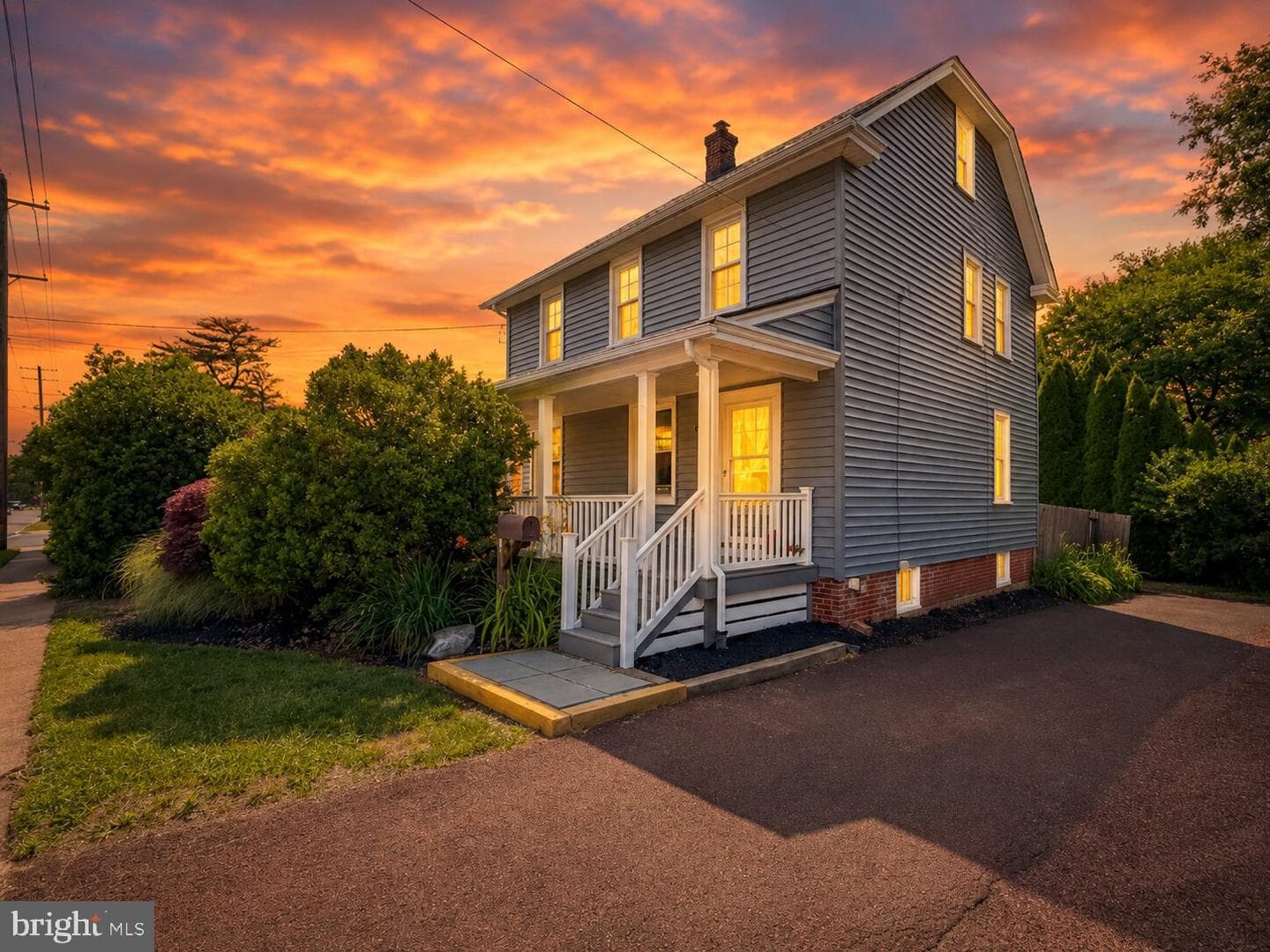 308 Lansdale Avenue photo 2