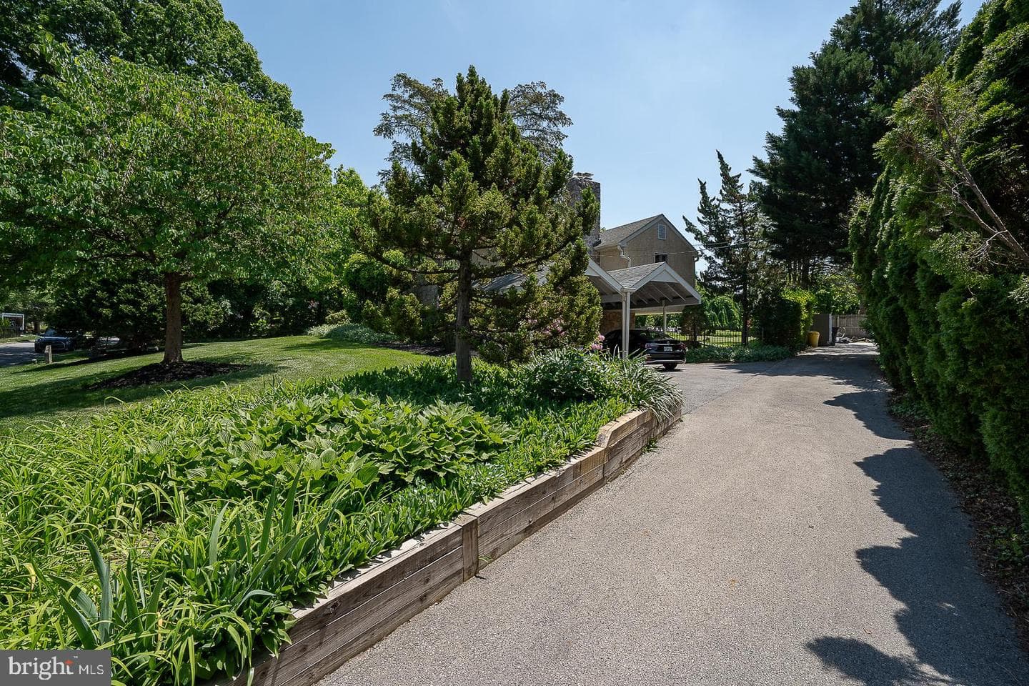 1436 Hillside Road photo 40