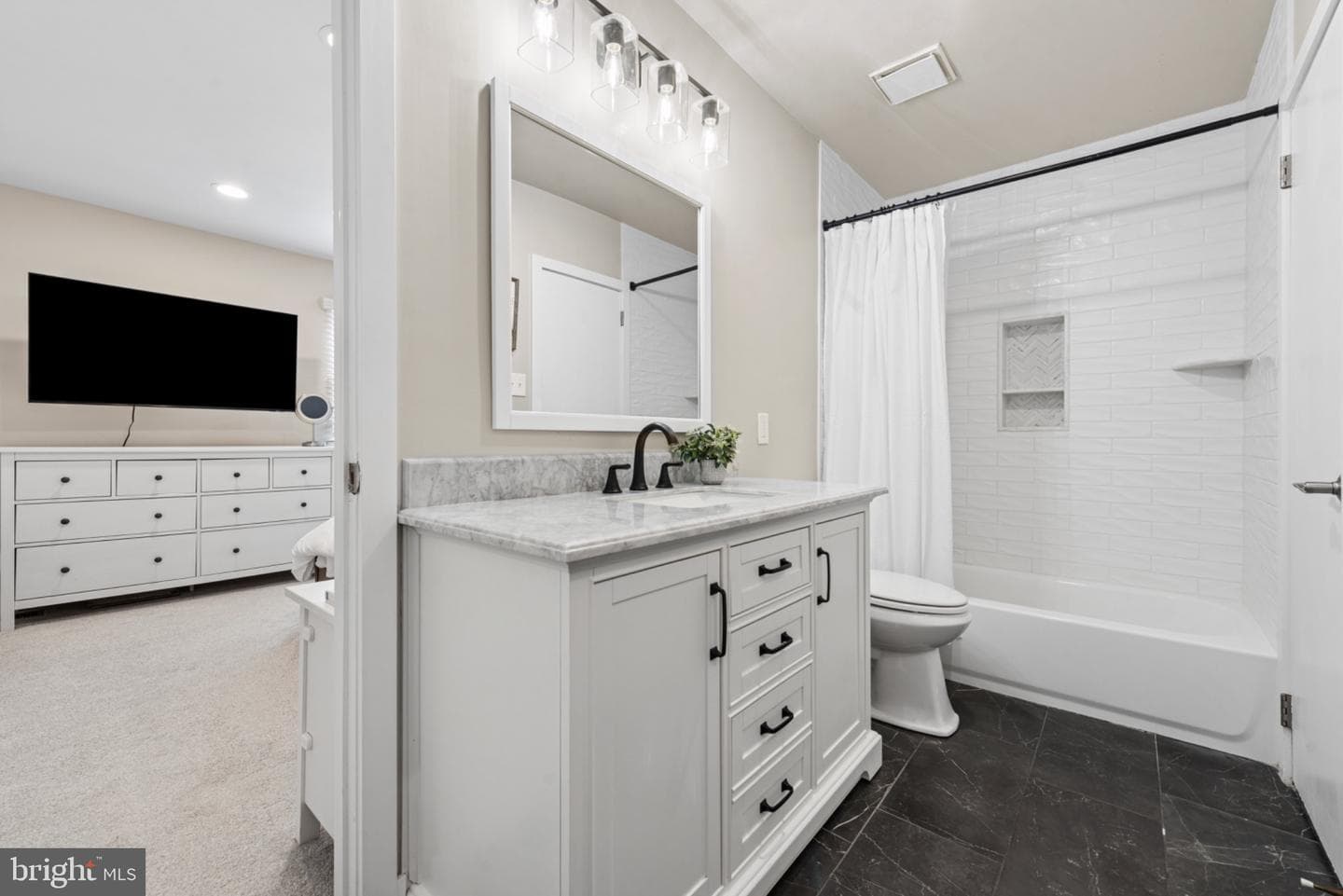 2140 Ash Lane photo 28