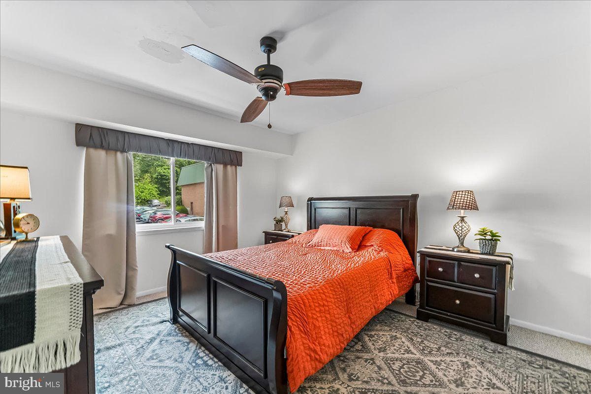 810 Meadowview Lane #810 photo 12
