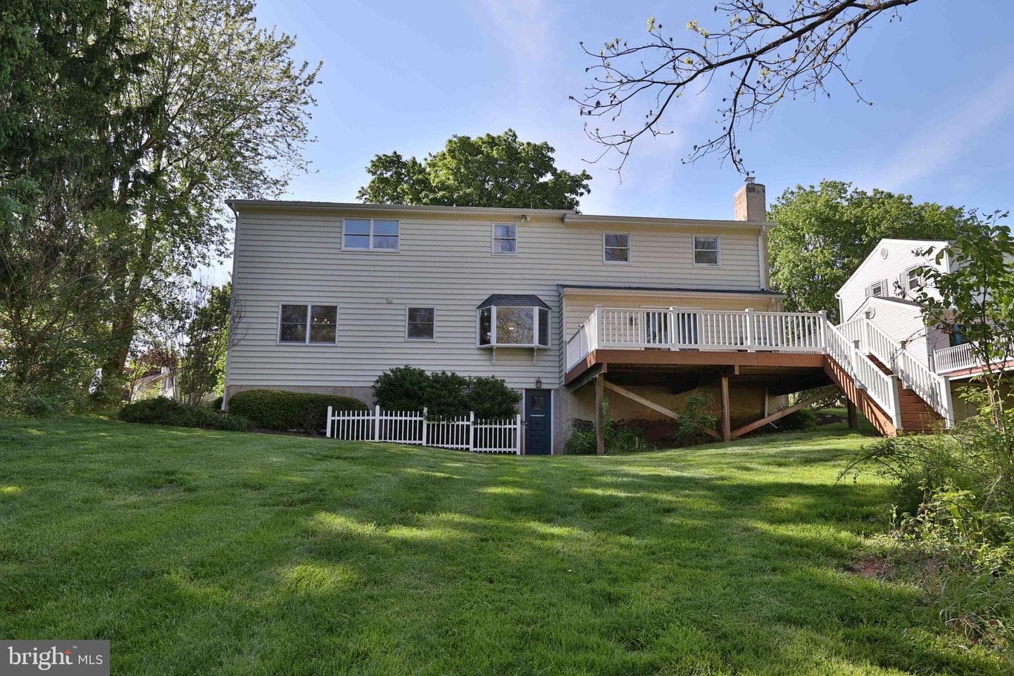 1515 Ide Drive photo 2