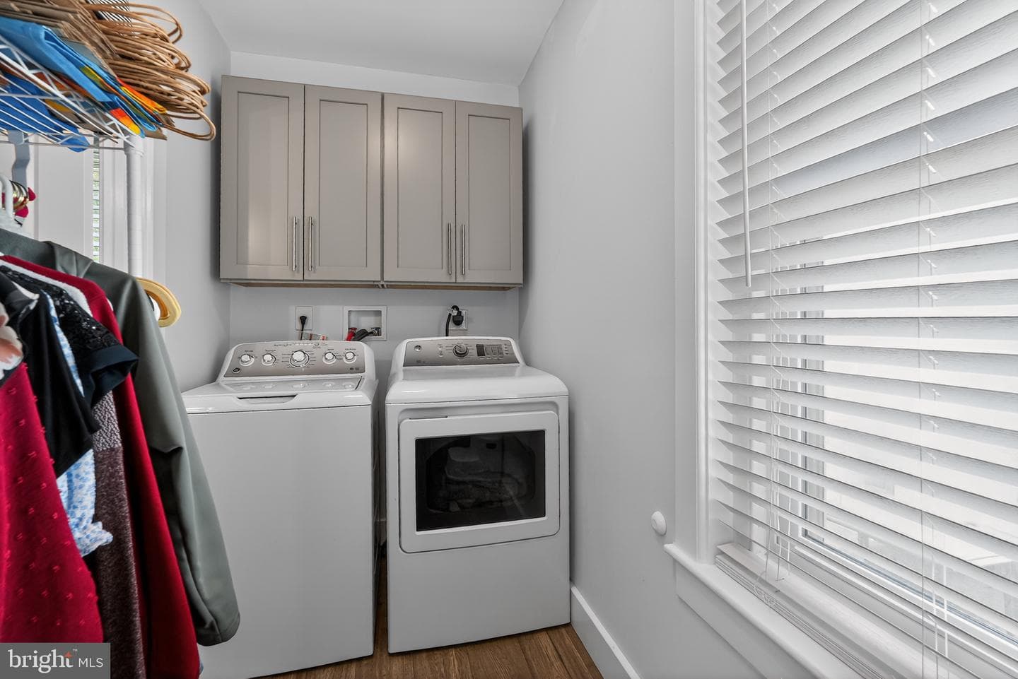 639 E Vine Street photo 11