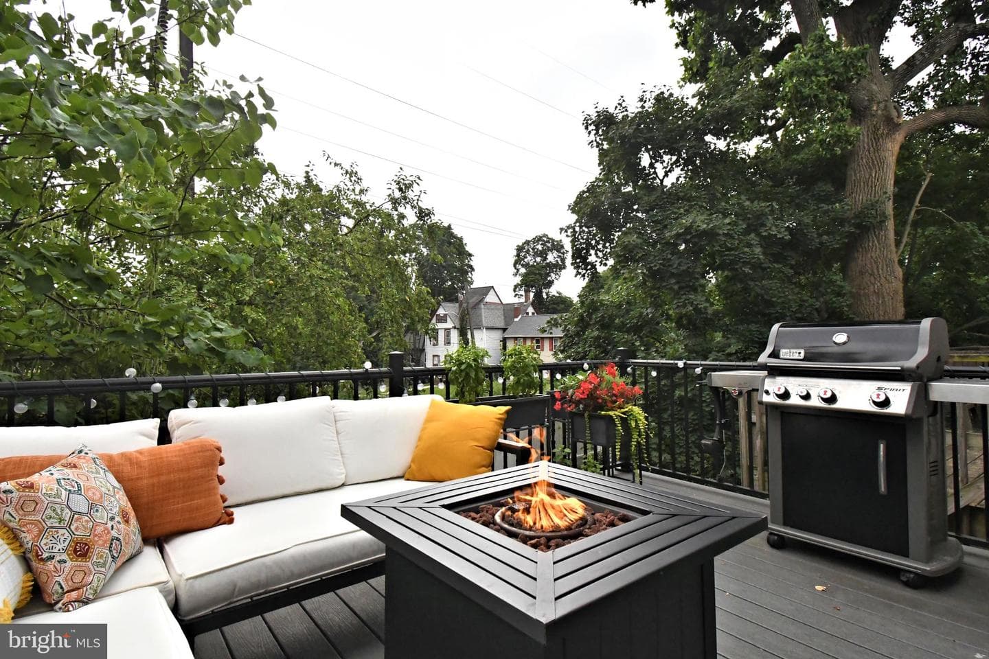 7805 Spring Avenue photo 36
