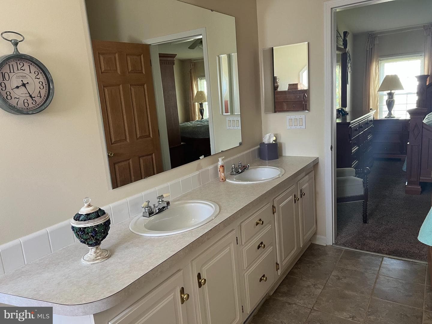 105 Lilac Place photo 12