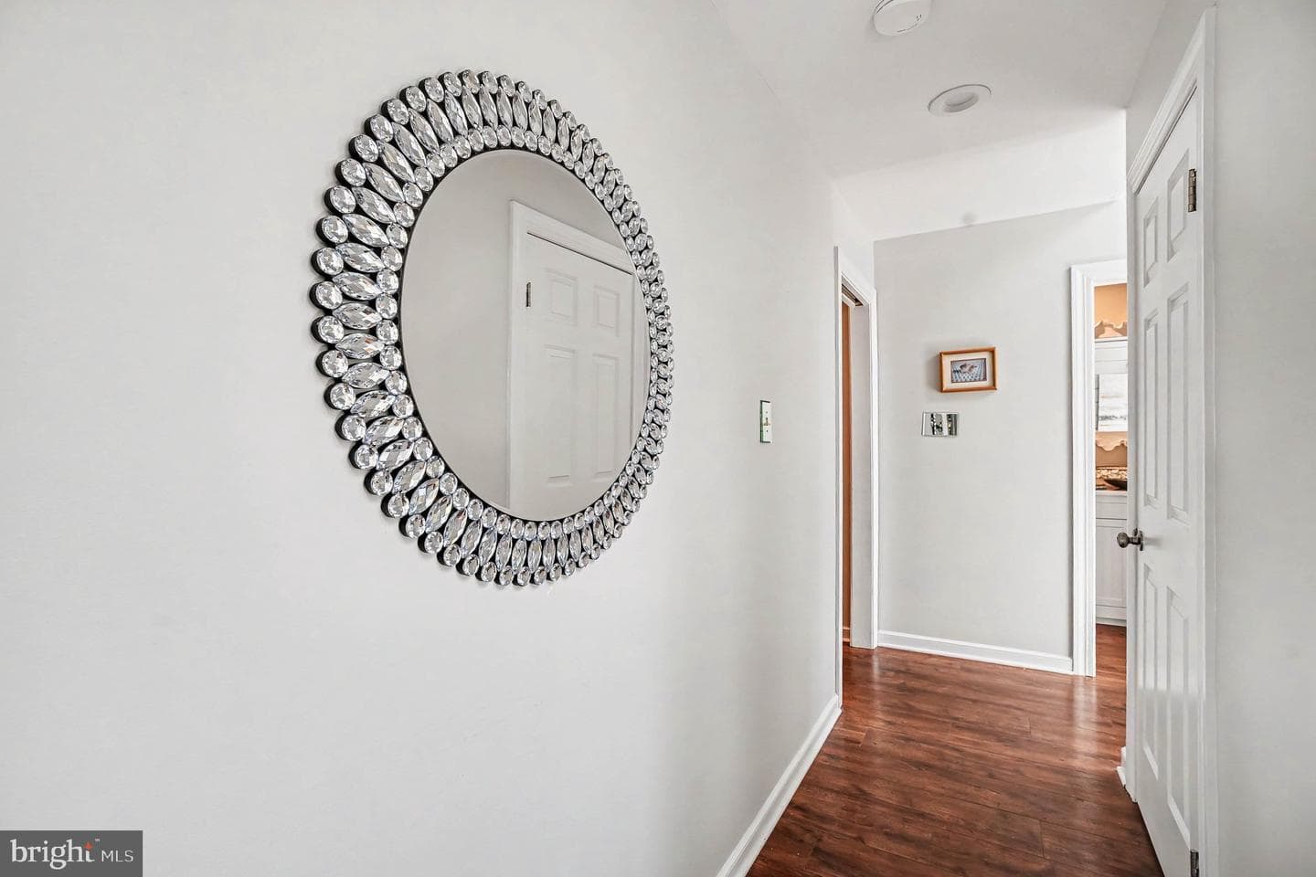 944 Hedgerow Court photo 13