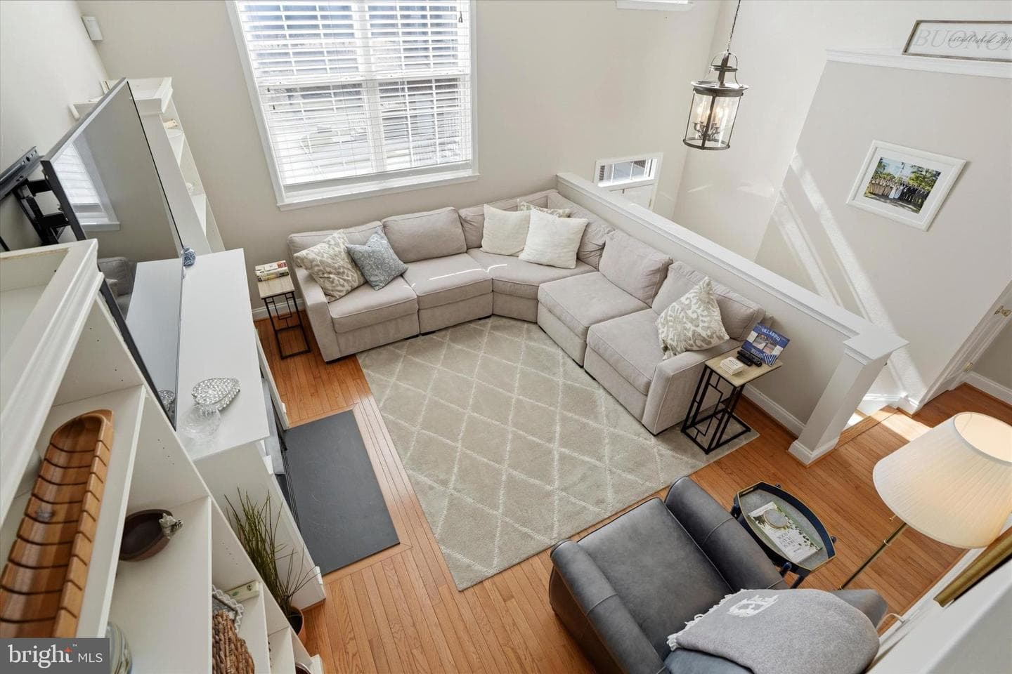 432 W 5th Avenue photo 6