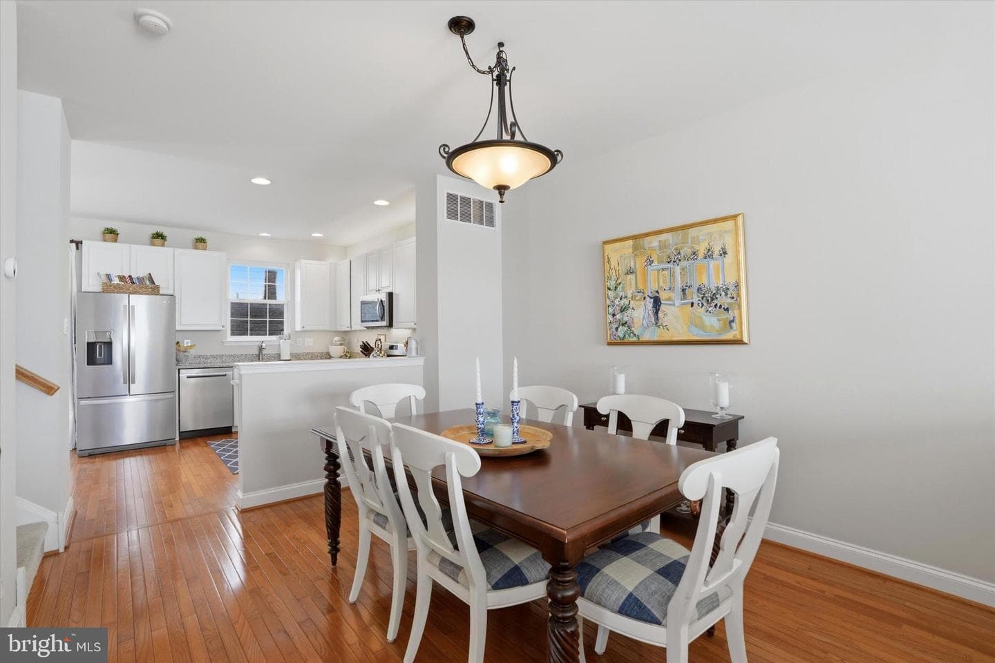 432 W 5th Avenue photo 7