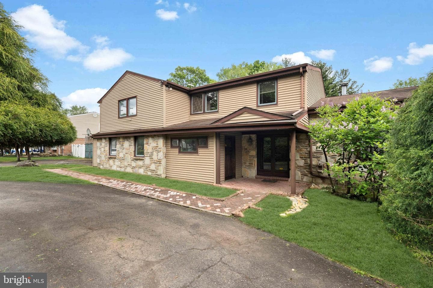 3873 Pine Road photo 1