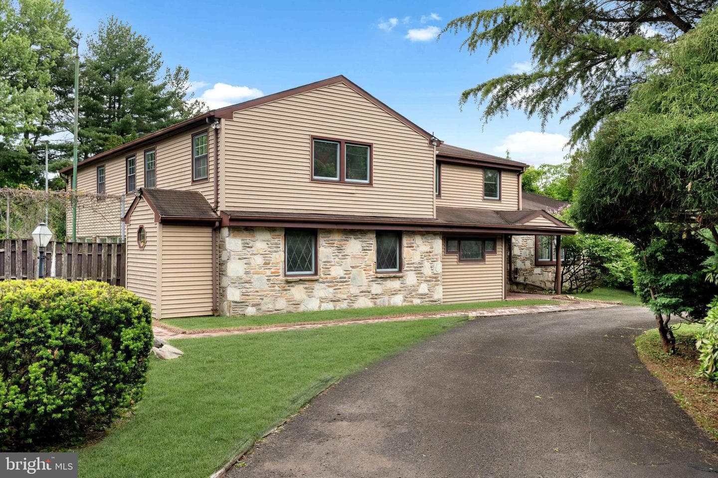 3873 Pine Road photo 2