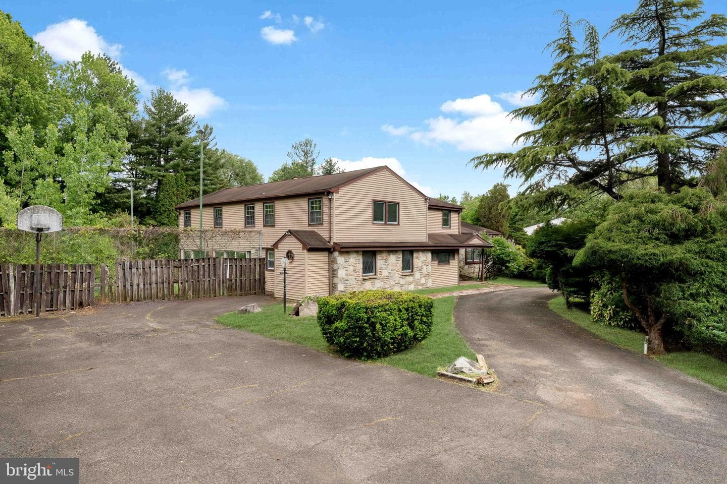 3873 Pine Road photo 3