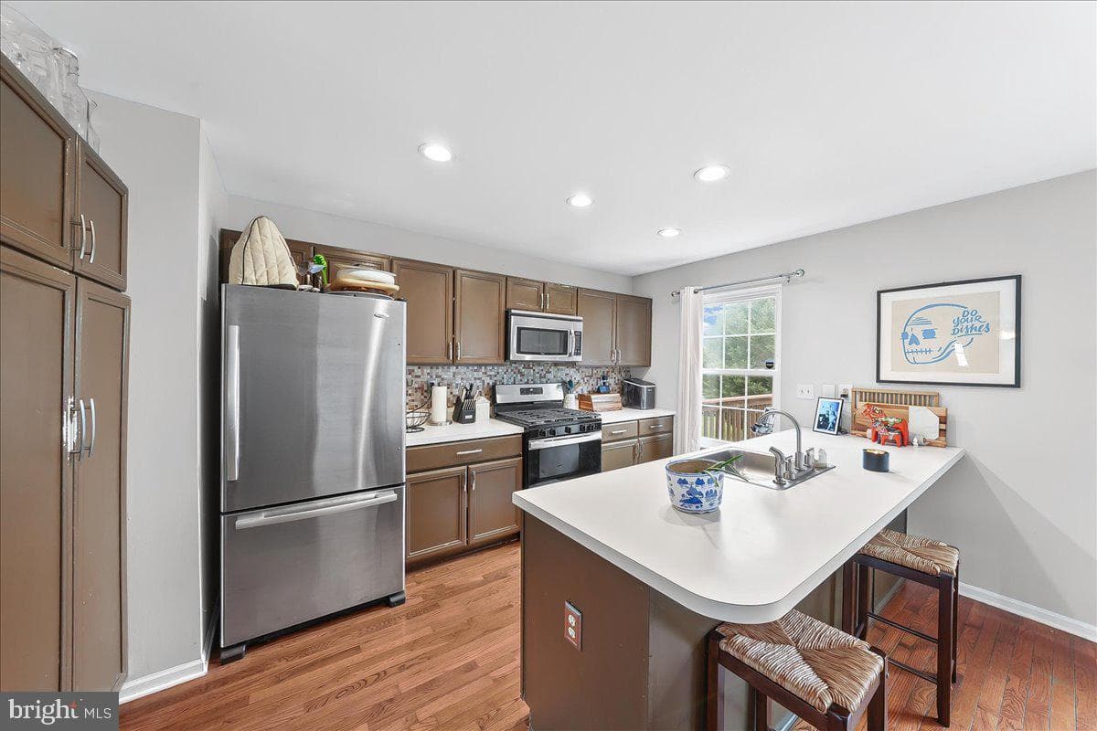 603 Longwood Road photo 8