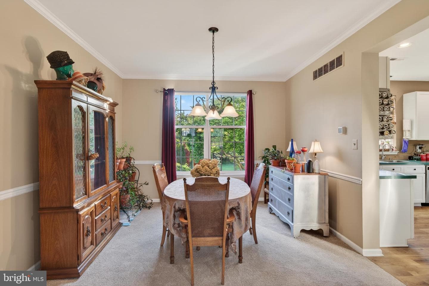200 Devon Lane photo 11