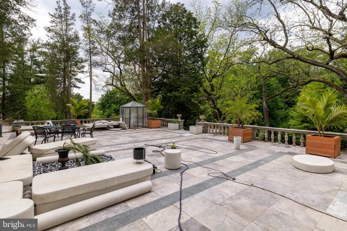 1670 Cloverly photo 63