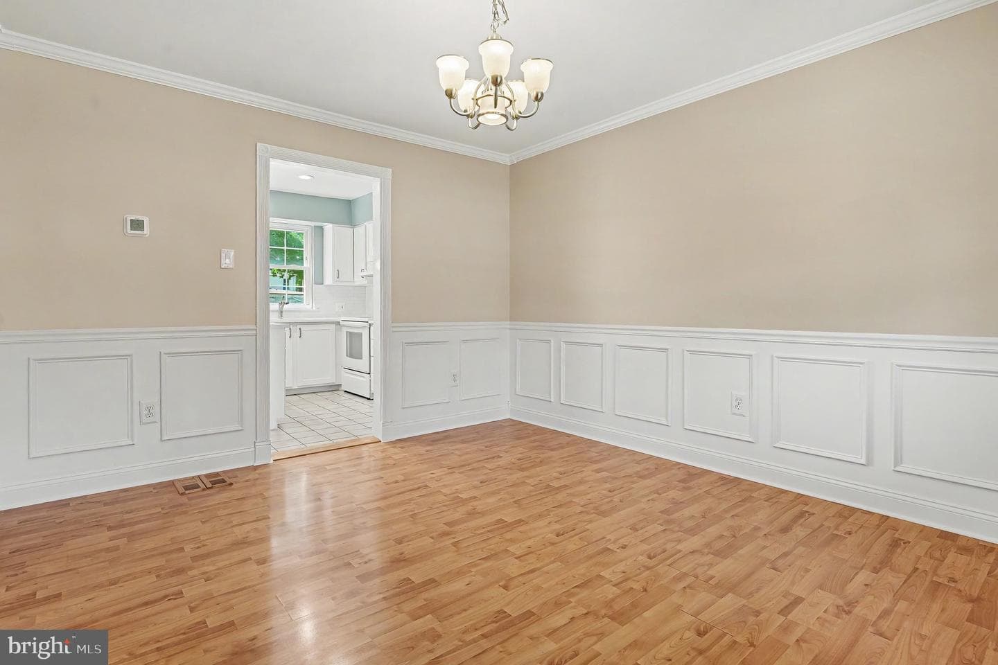 324 W Montgomery Ave photo 13