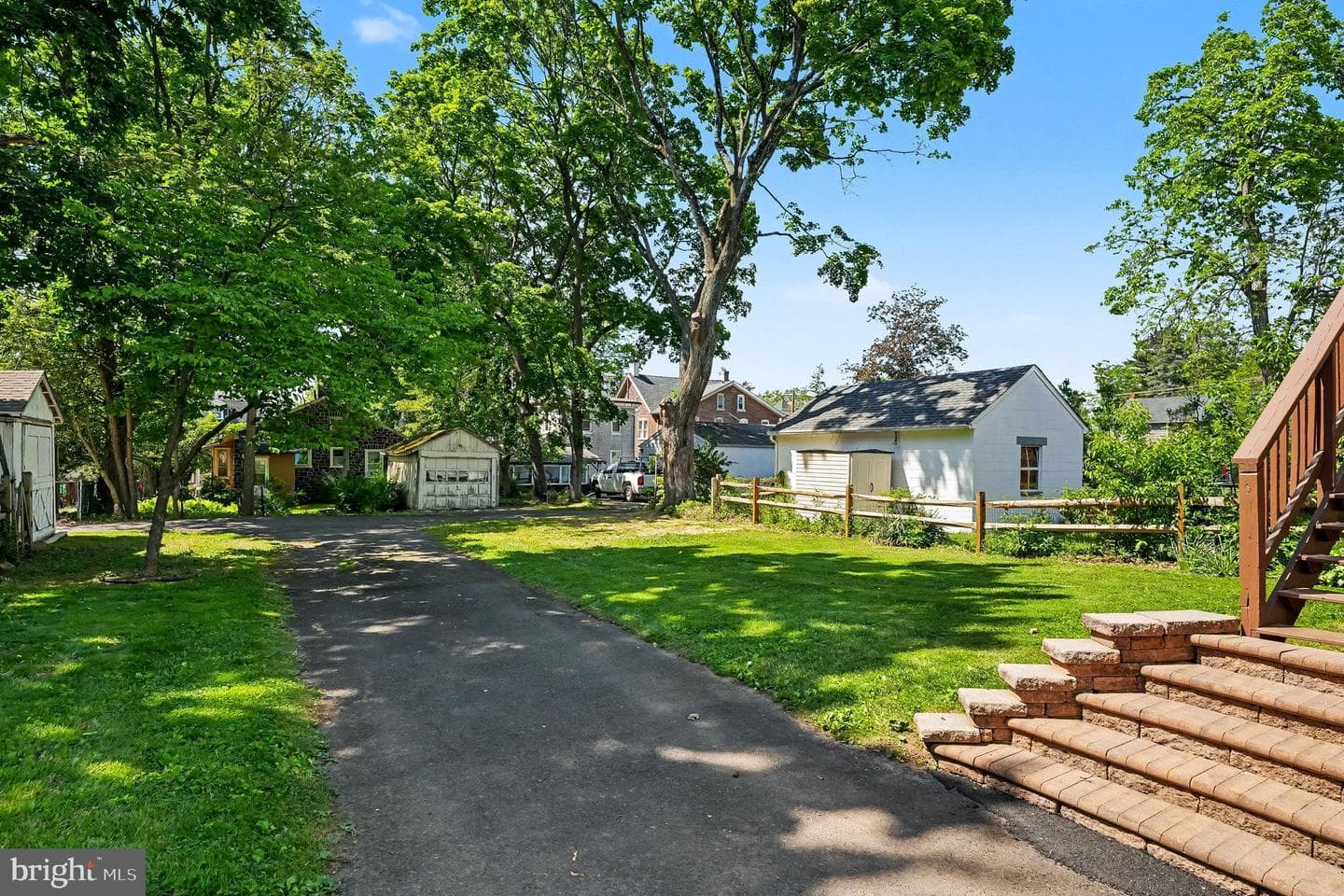 324 W Montgomery Ave photo 46