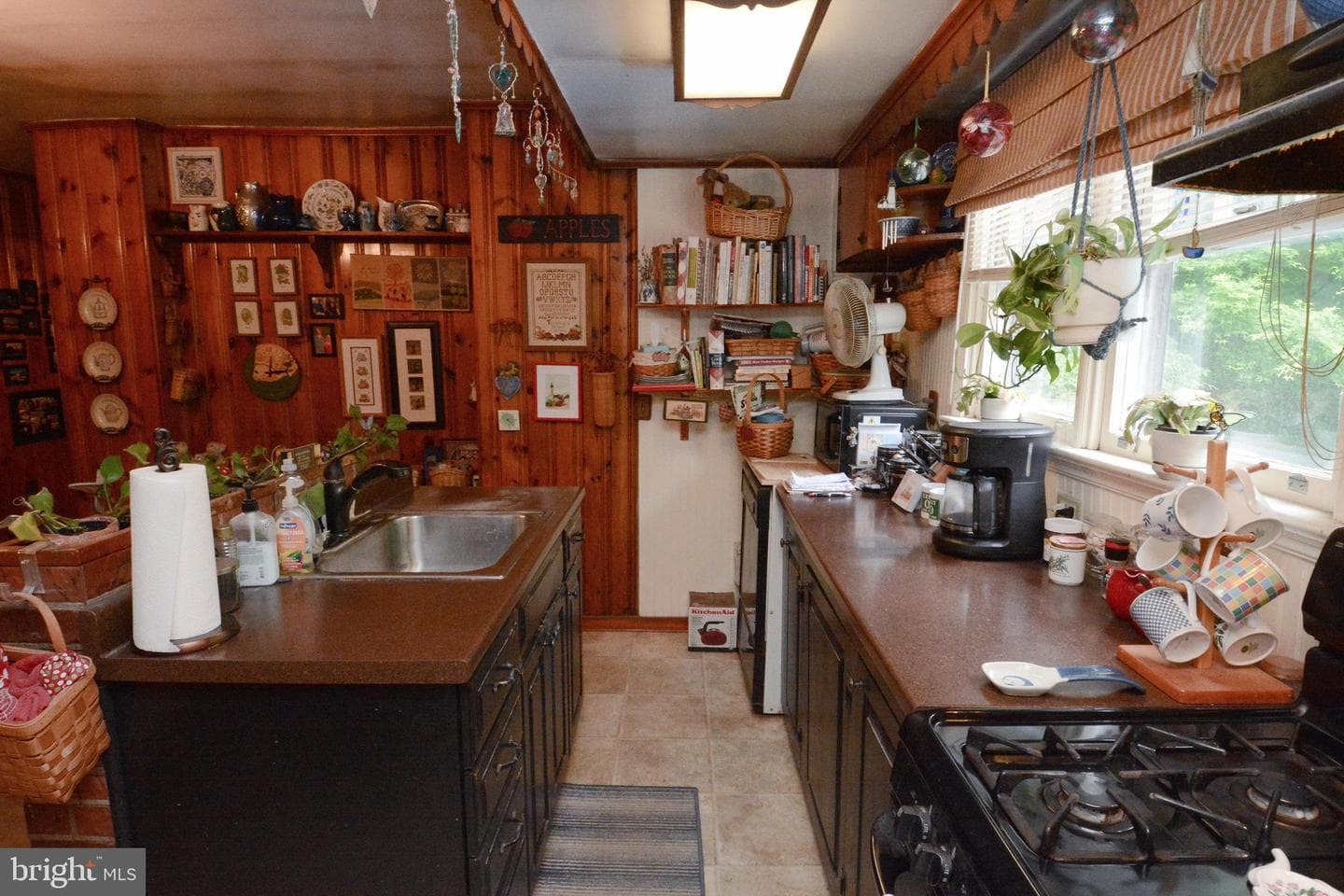 419 Continental Rd photo 25