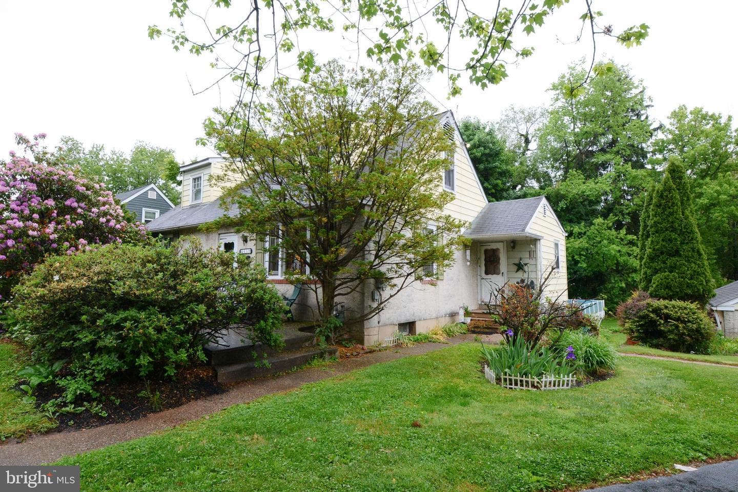 419 Continental Rd photo 3