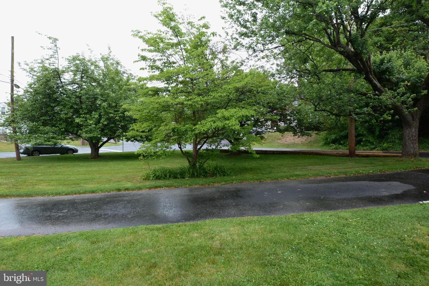 419 Continental Rd photo 7