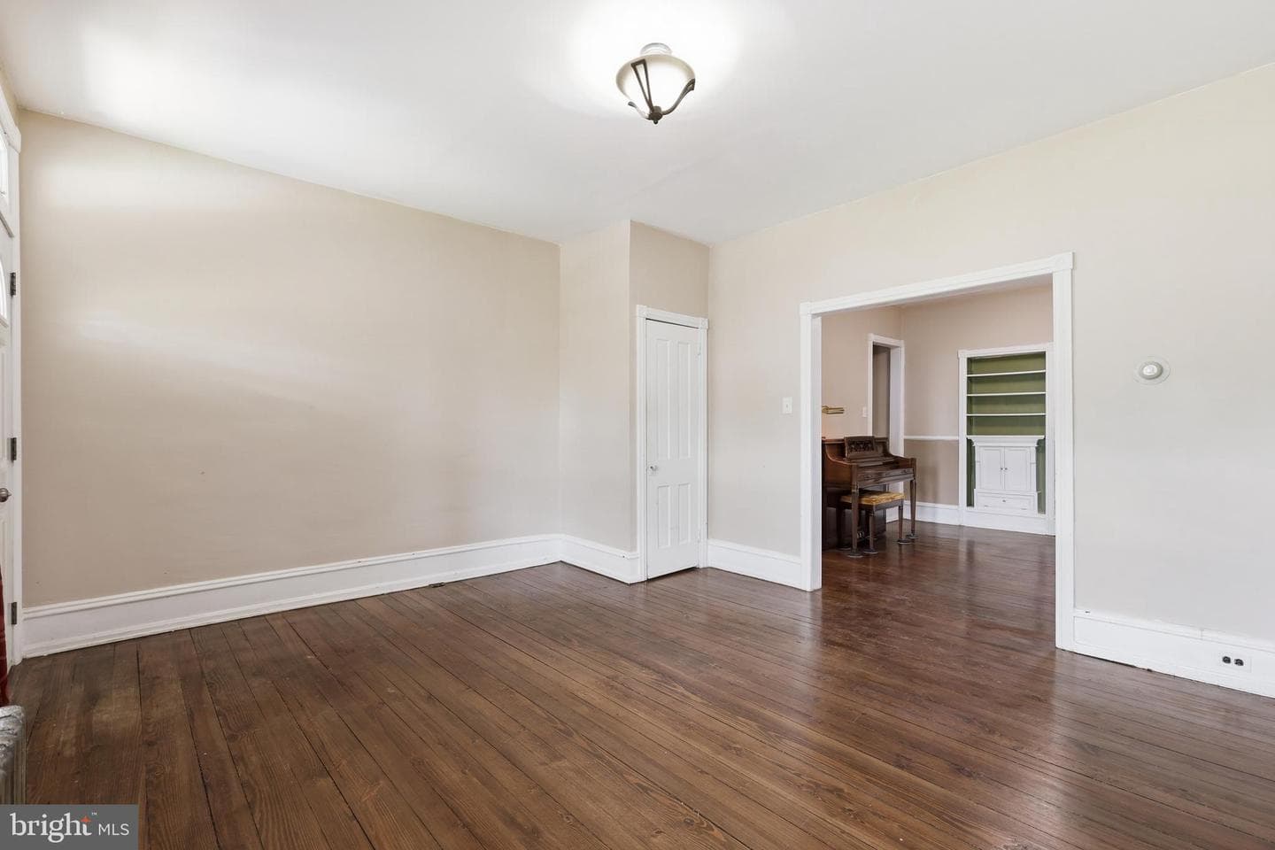 42 W Hamlin Ave photo 5