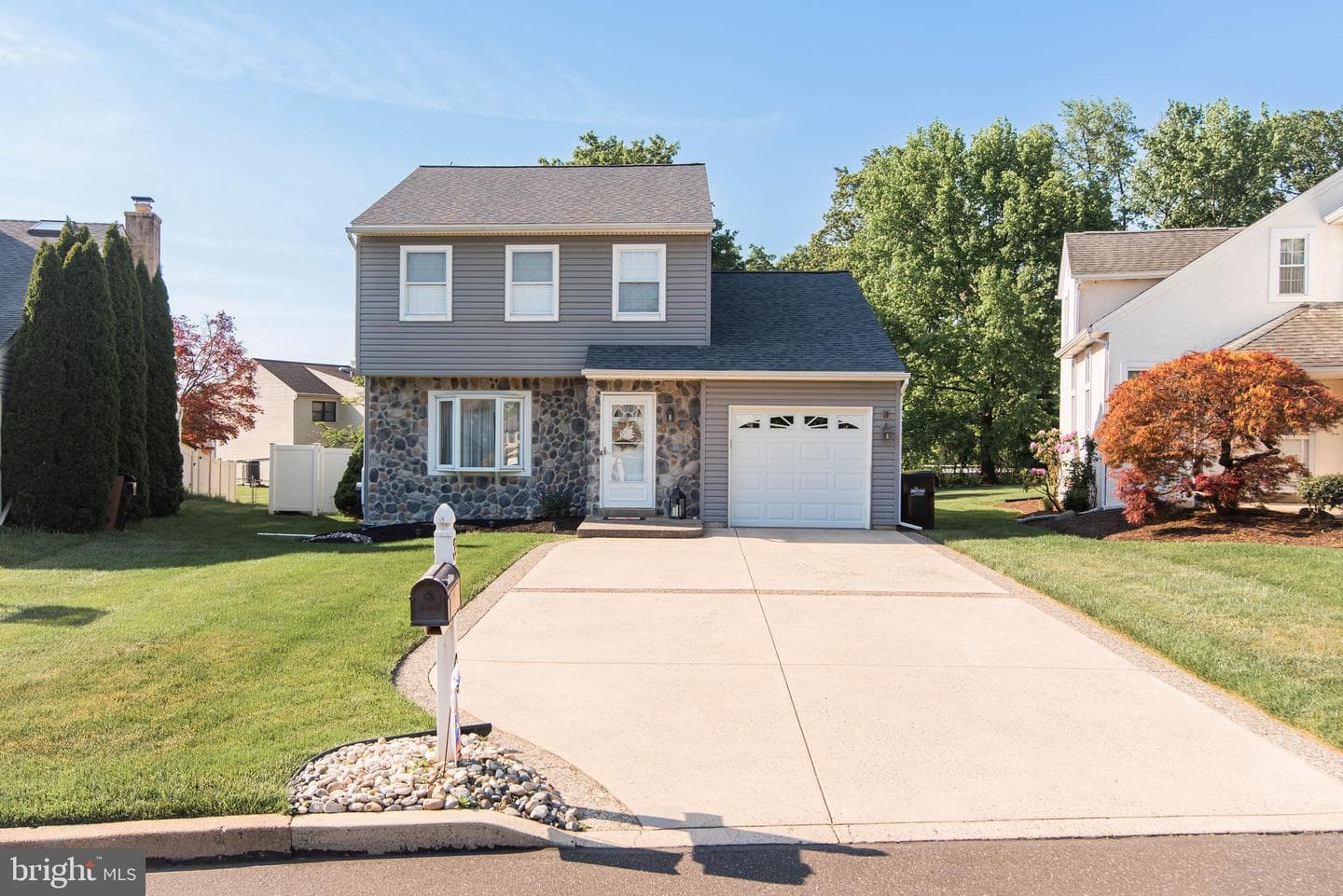 36 Pebble Drive