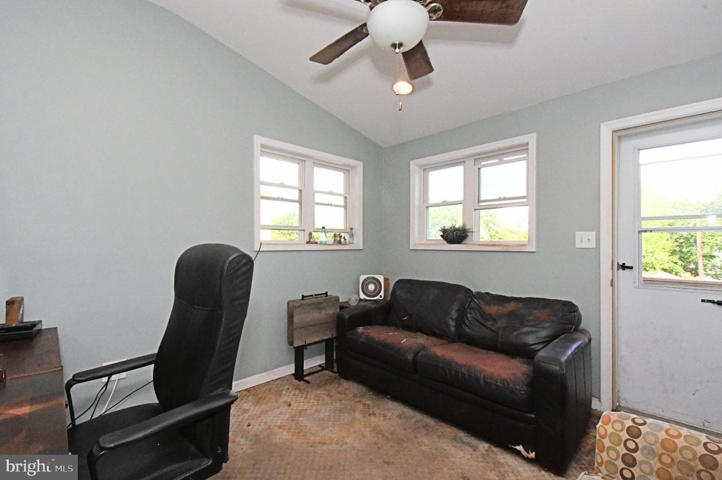 64 Diamond Street photo 19